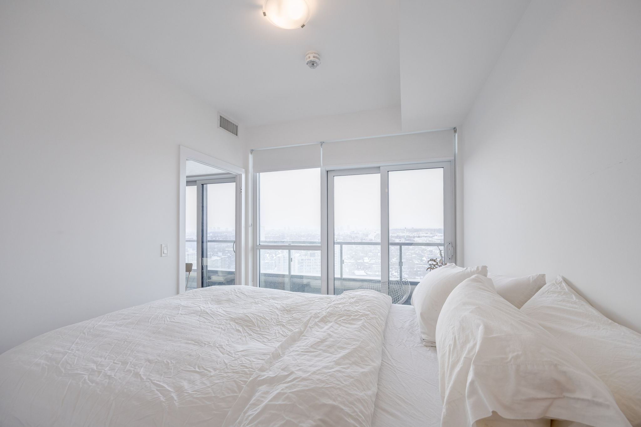 Toronto property showcase — delivered property photograph 19
