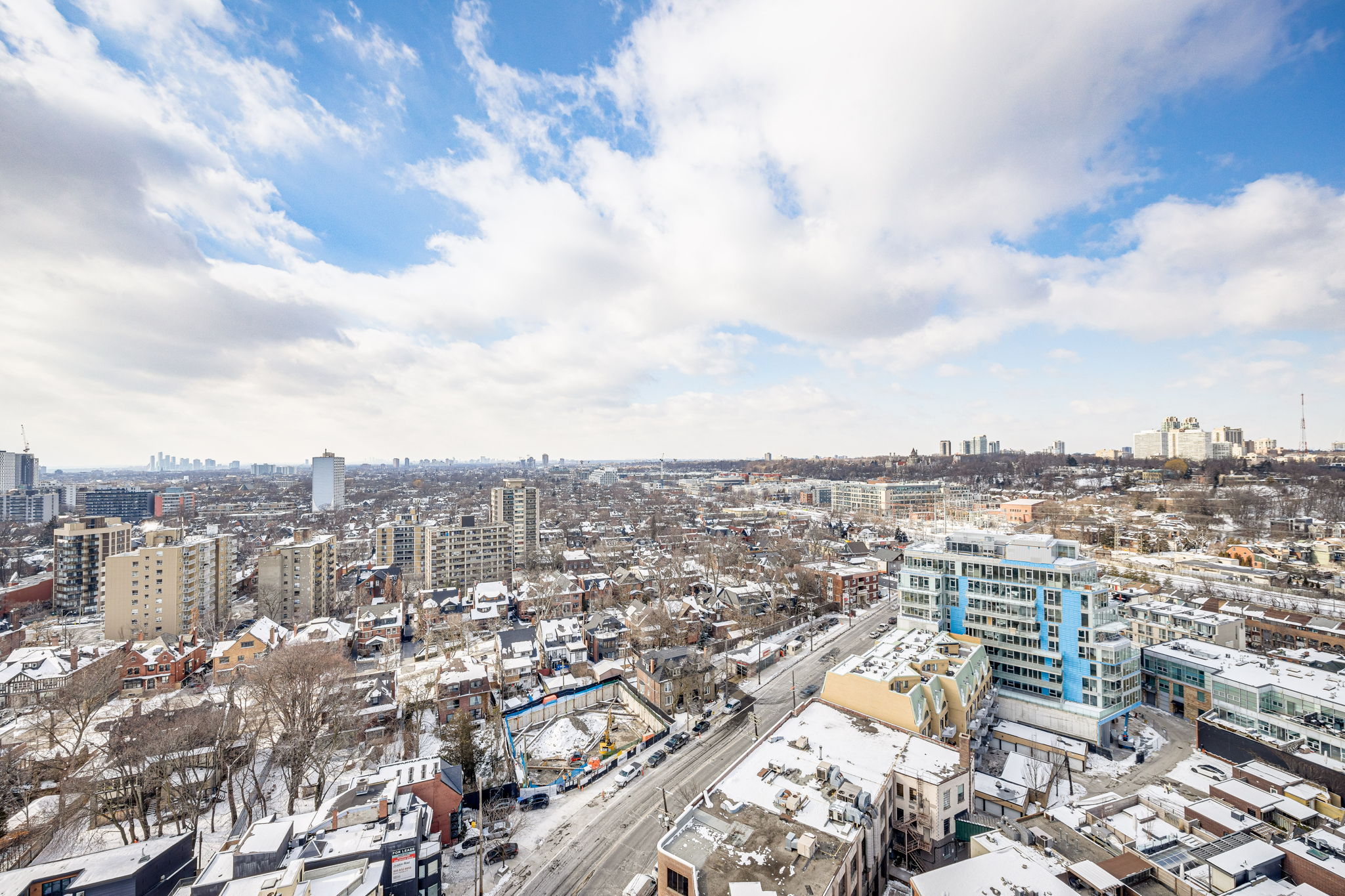 Toronto property showcase — delivered property photograph 38