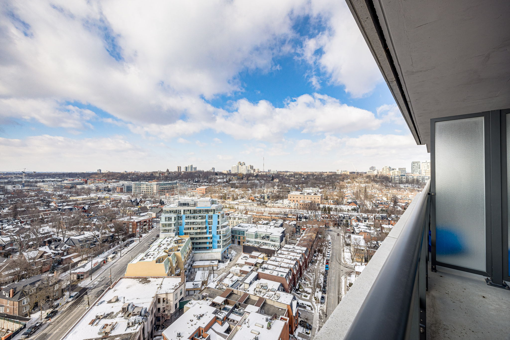 Toronto property showcase — delivered property photograph 39
