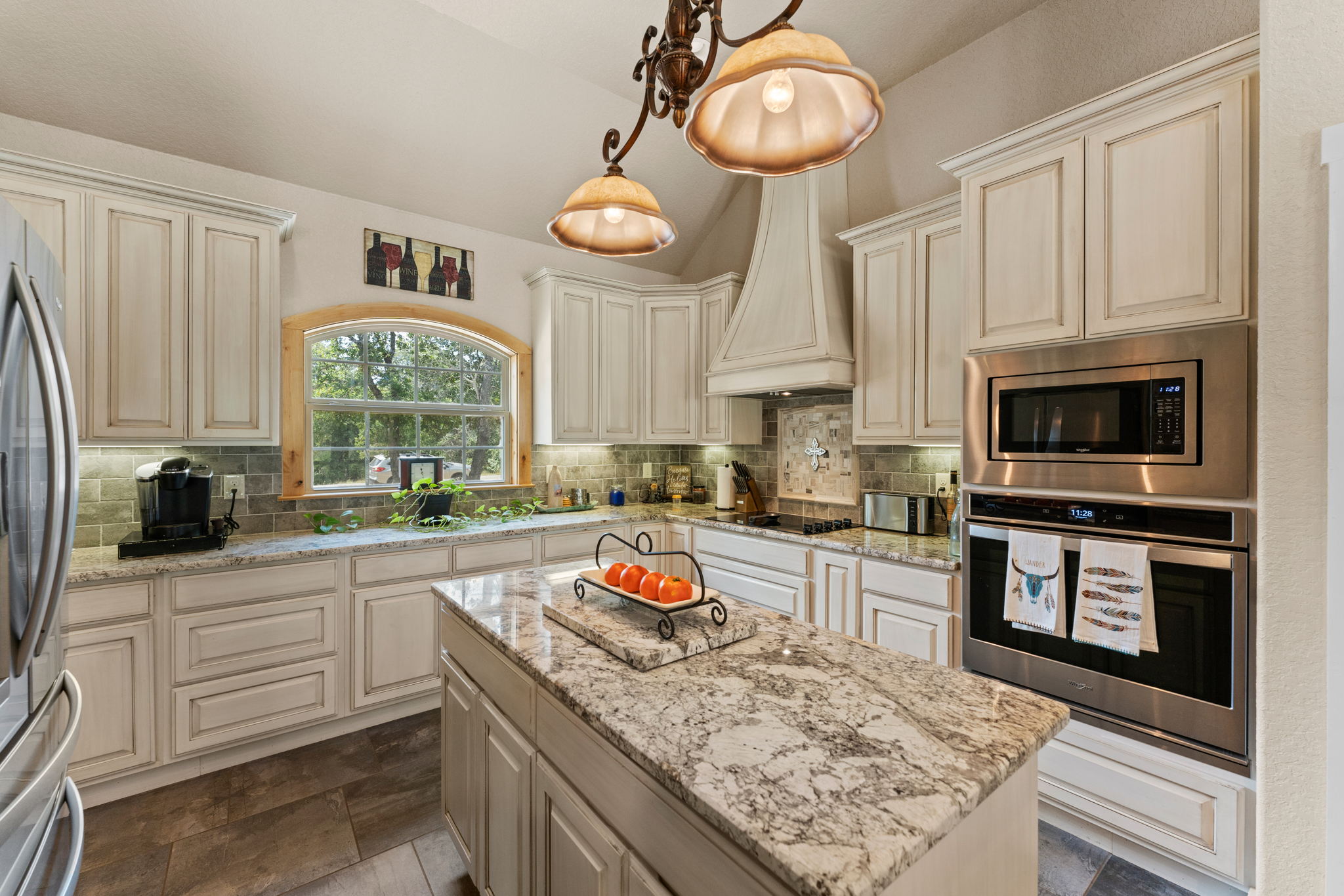 181 Champions Blvd, La Vernia, TX 78121, USA Photo 18