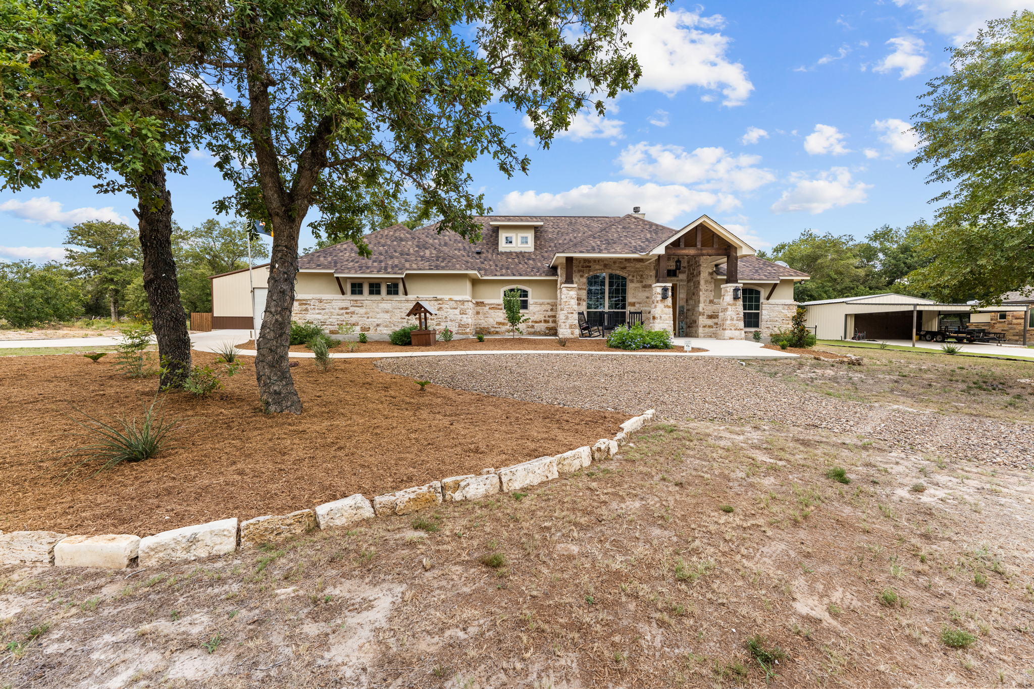 181 Champions Blvd, La Vernia, TX 78121, USA Photo 6