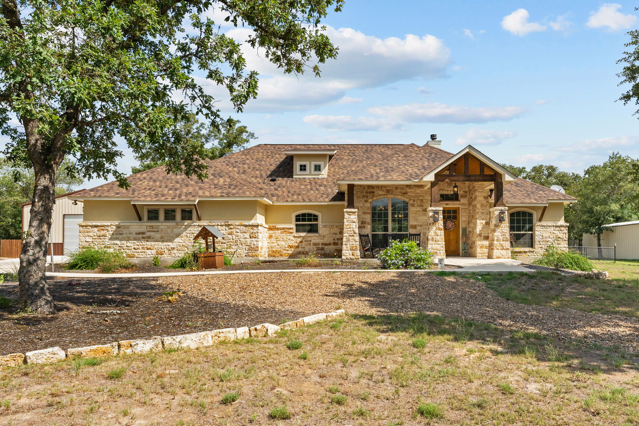 181 Champions Blvd, La Vernia, TX 78121, USA Photo 2