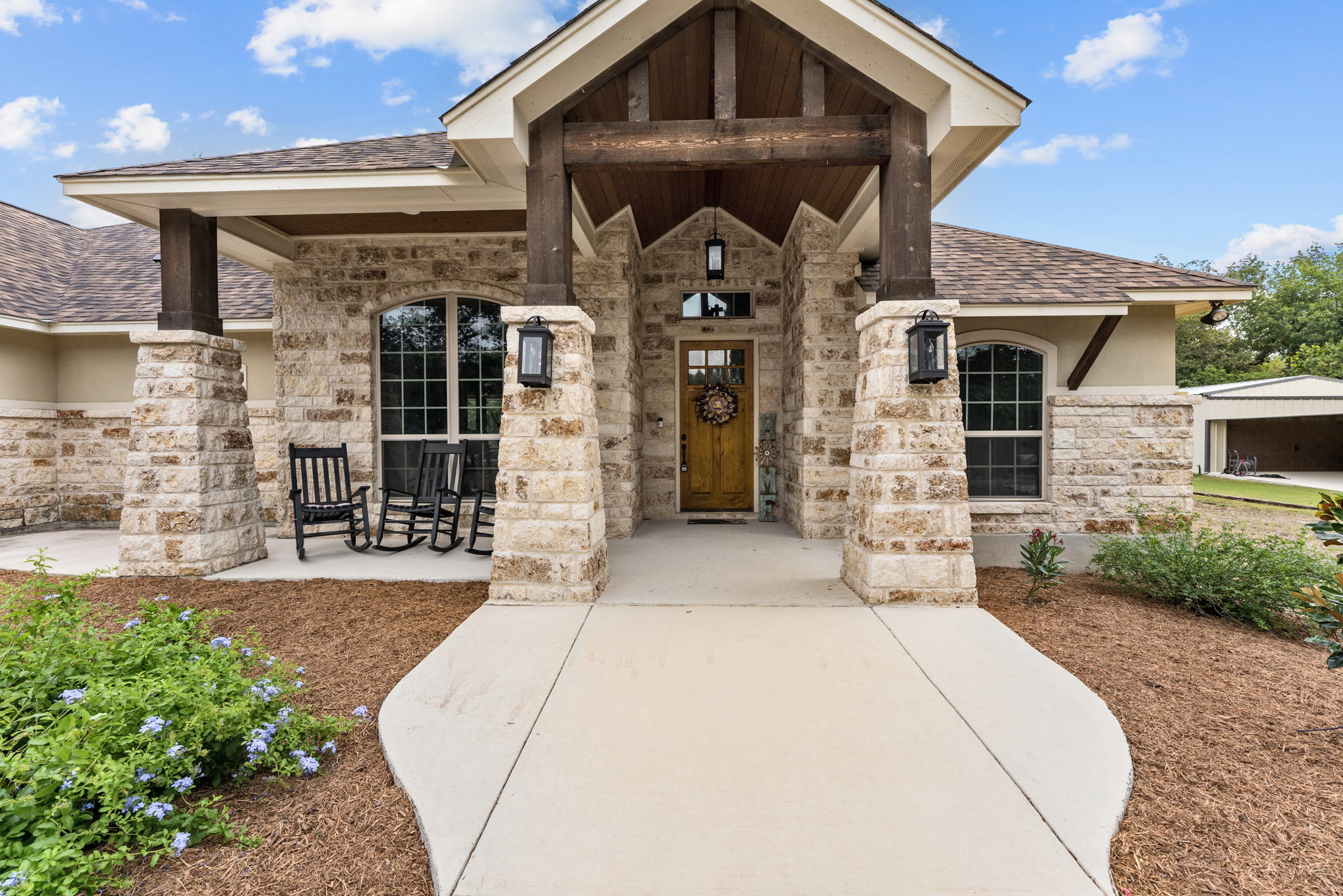 181 Champions Blvd, La Vernia, TX 78121, USA Photo 3