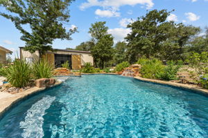 181 Champions Blvd, La Vernia, TX 78121, USA Photo 32