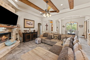181 Champions Blvd, La Vernia, TX 78121, USA Photo 14