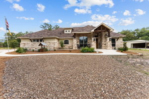 181 Champions Blvd, La Vernia, TX 78121, USA Photo 0