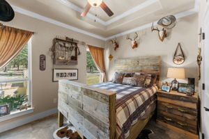 181 Champions Blvd, La Vernia, TX 78121, USA Photo 9