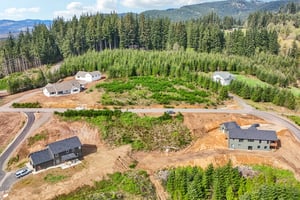 High Bank Ln-S1804-027.jpg