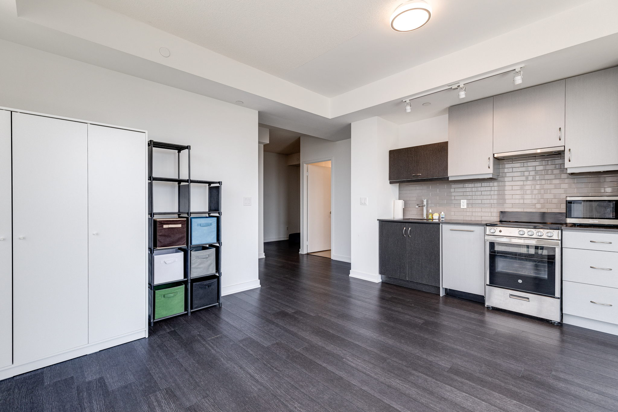 Toronto property showcase — delivered property photograph 8