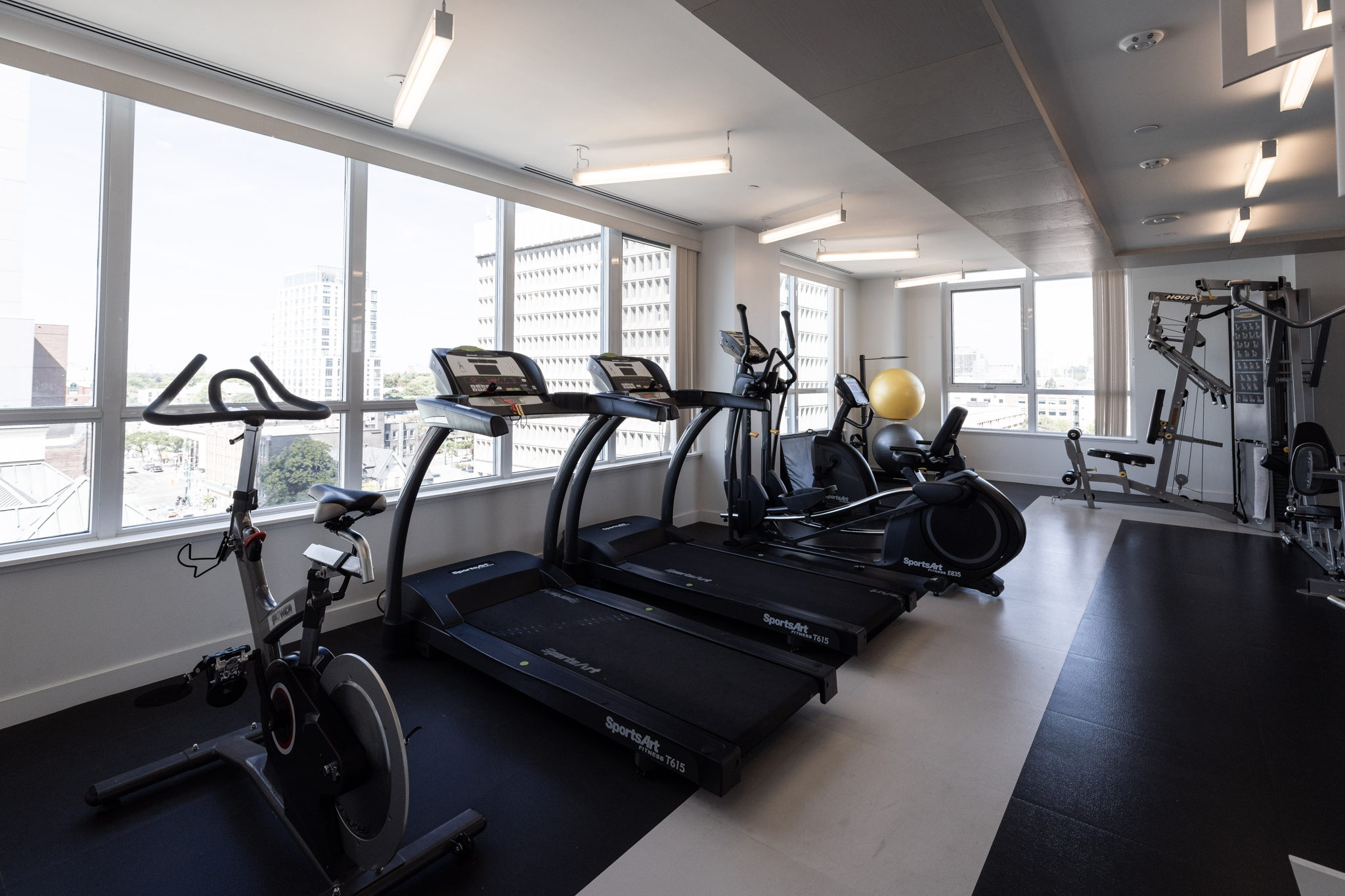 Toronto property showcase — delivered property photograph 32