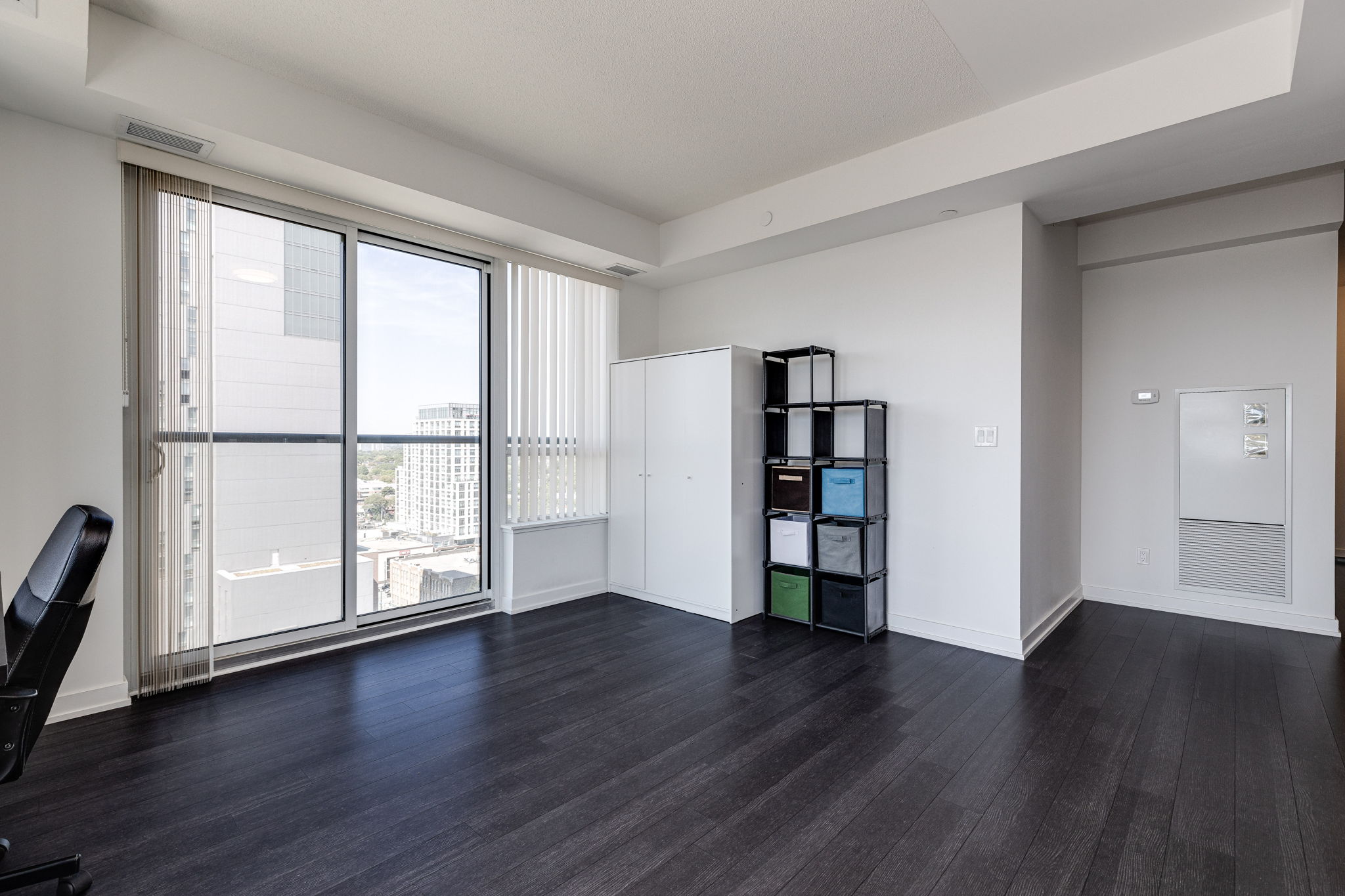 Toronto property showcase — delivered property photograph 9