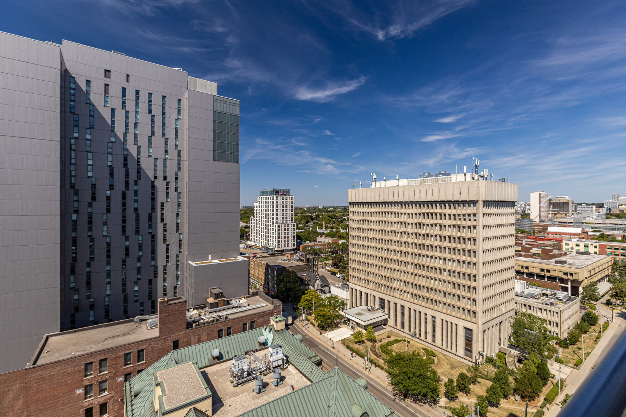 Toronto property showcase — delivered property photograph 22