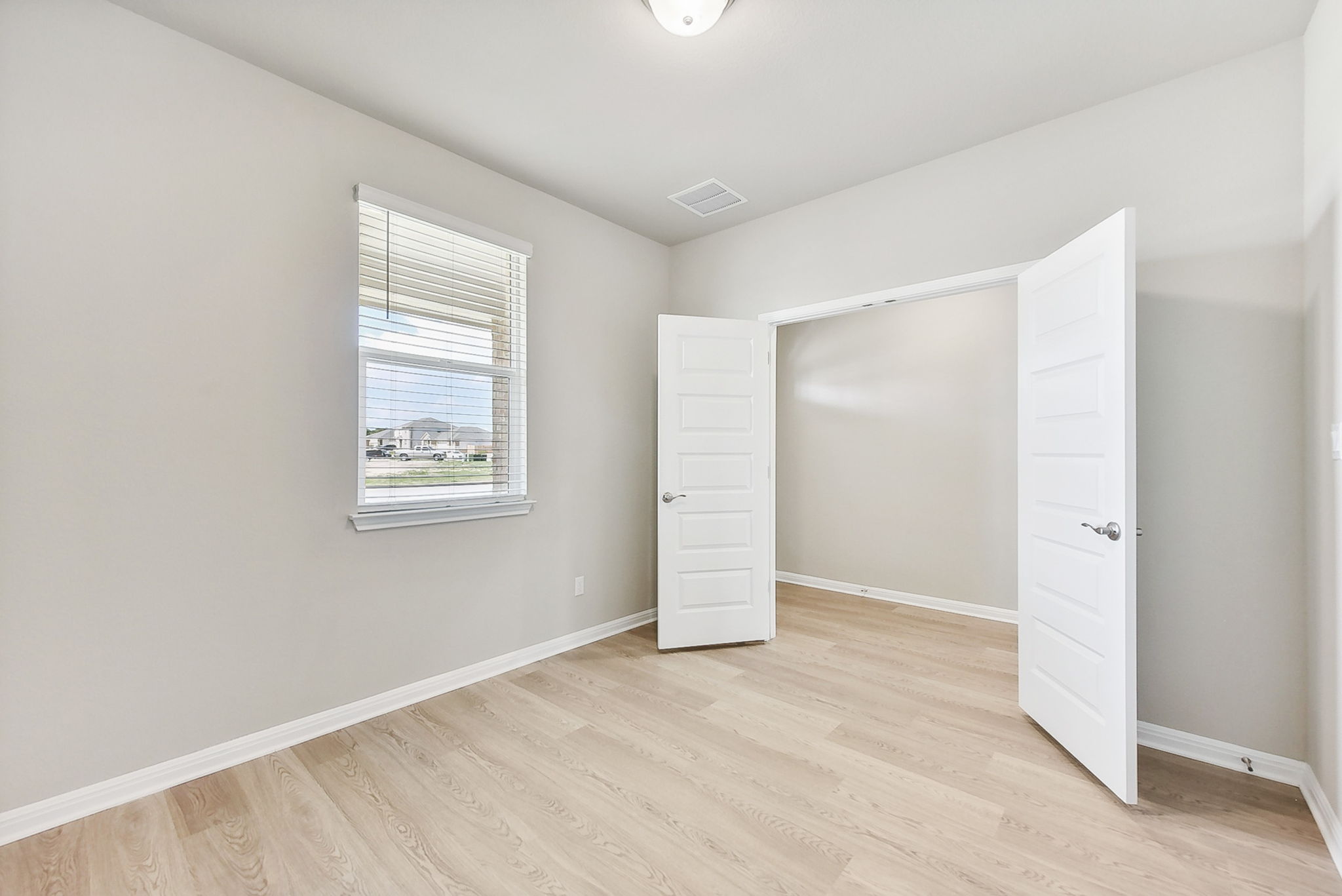 Austin- Opal Meadows- 181 Old Town Rd, Niederwald, TX, 78640-014