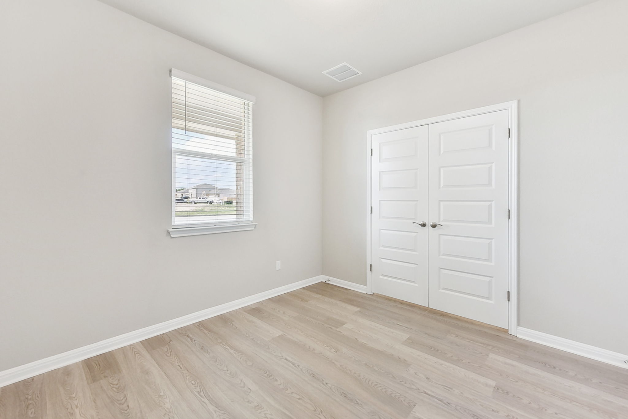 Austin- Opal Meadows- 181 Old Town Rd, Niederwald, TX, 78640-015