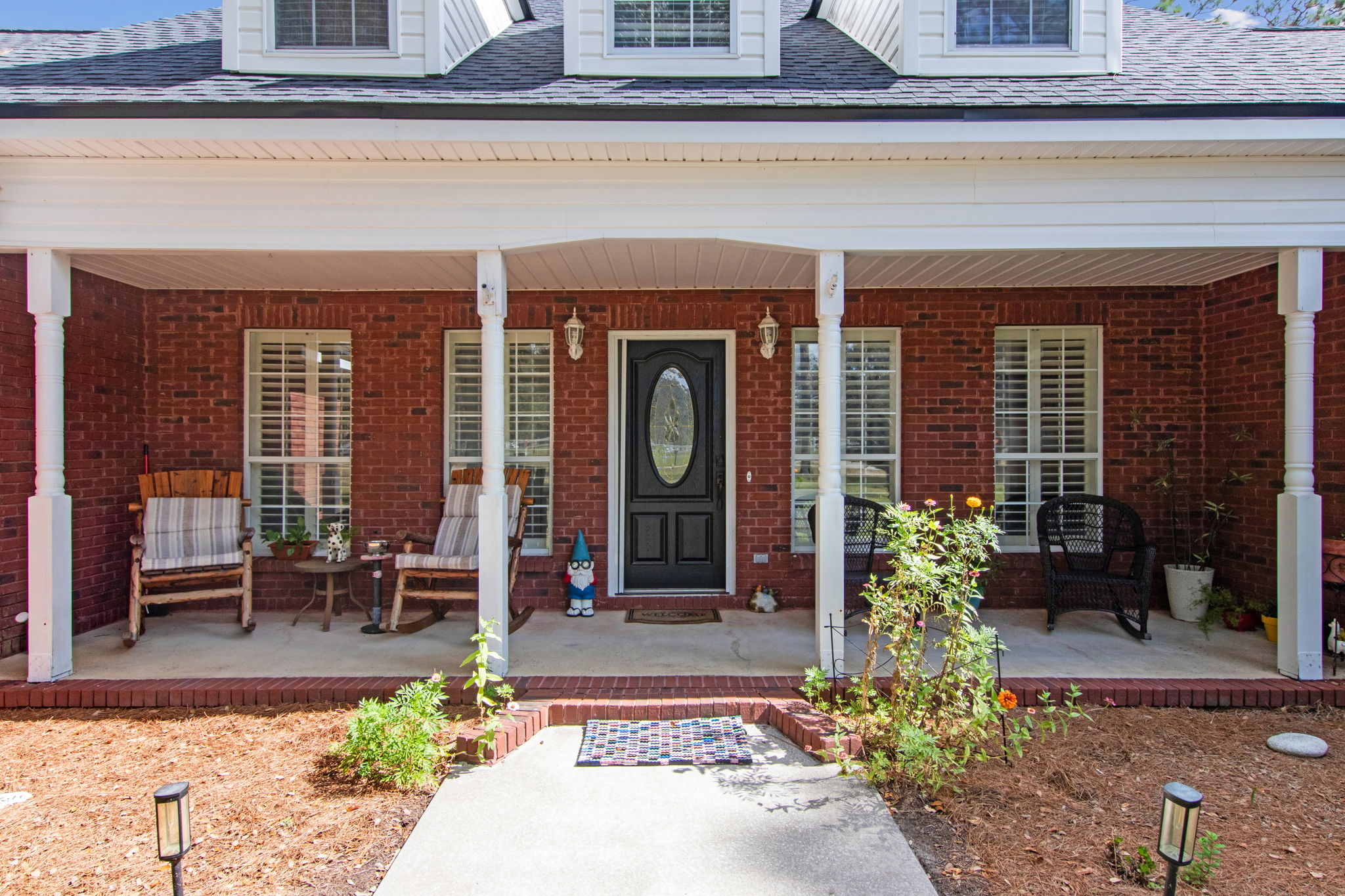 Front Entry Detail