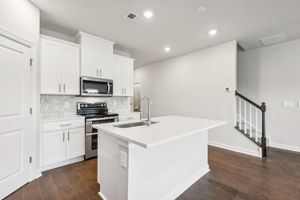 Charlotte - Braemar Village -  1810 Braemar Vlg Dr  Monroe, NC, 28110 - 011