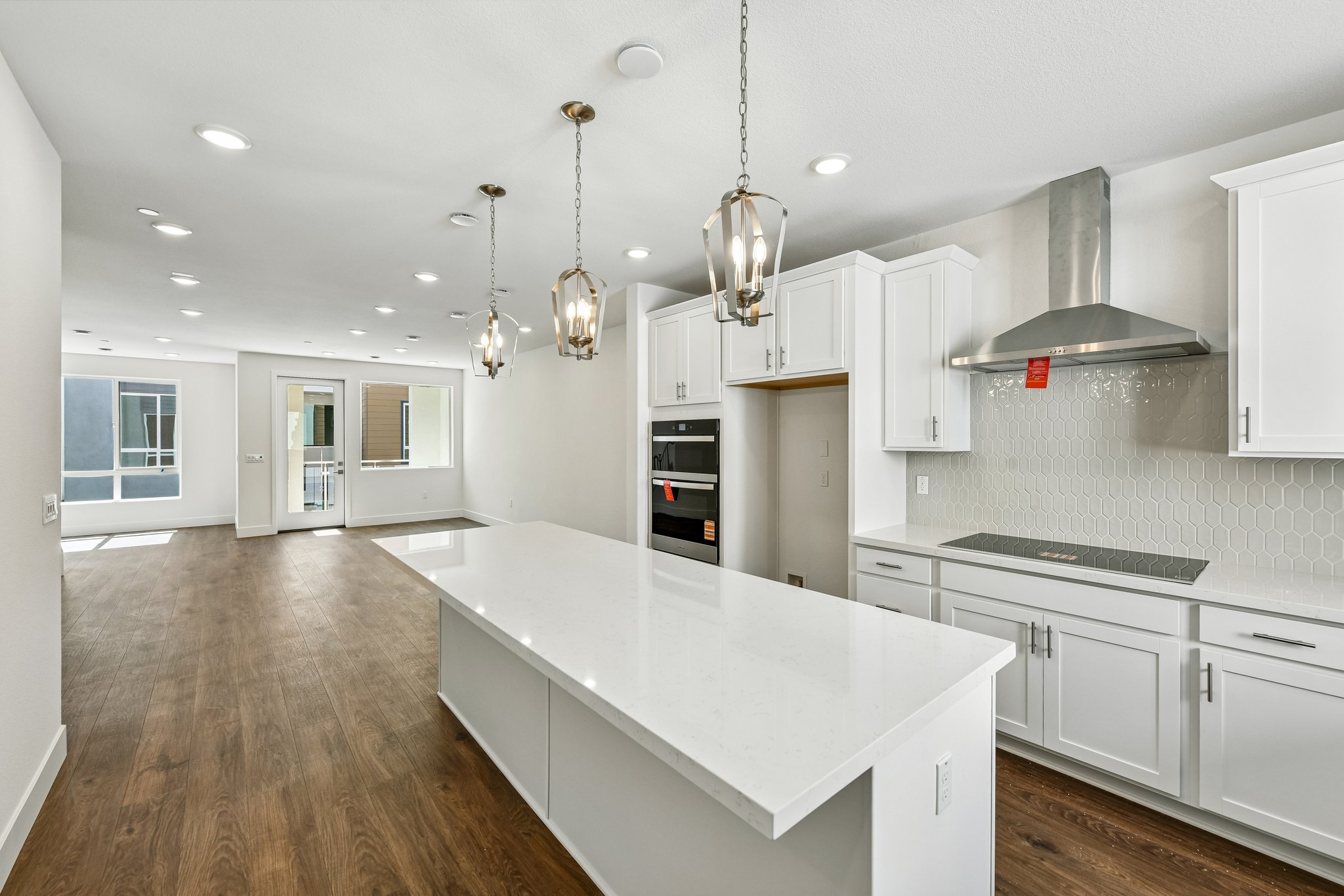 Loft Walk-S2707-015.jpg