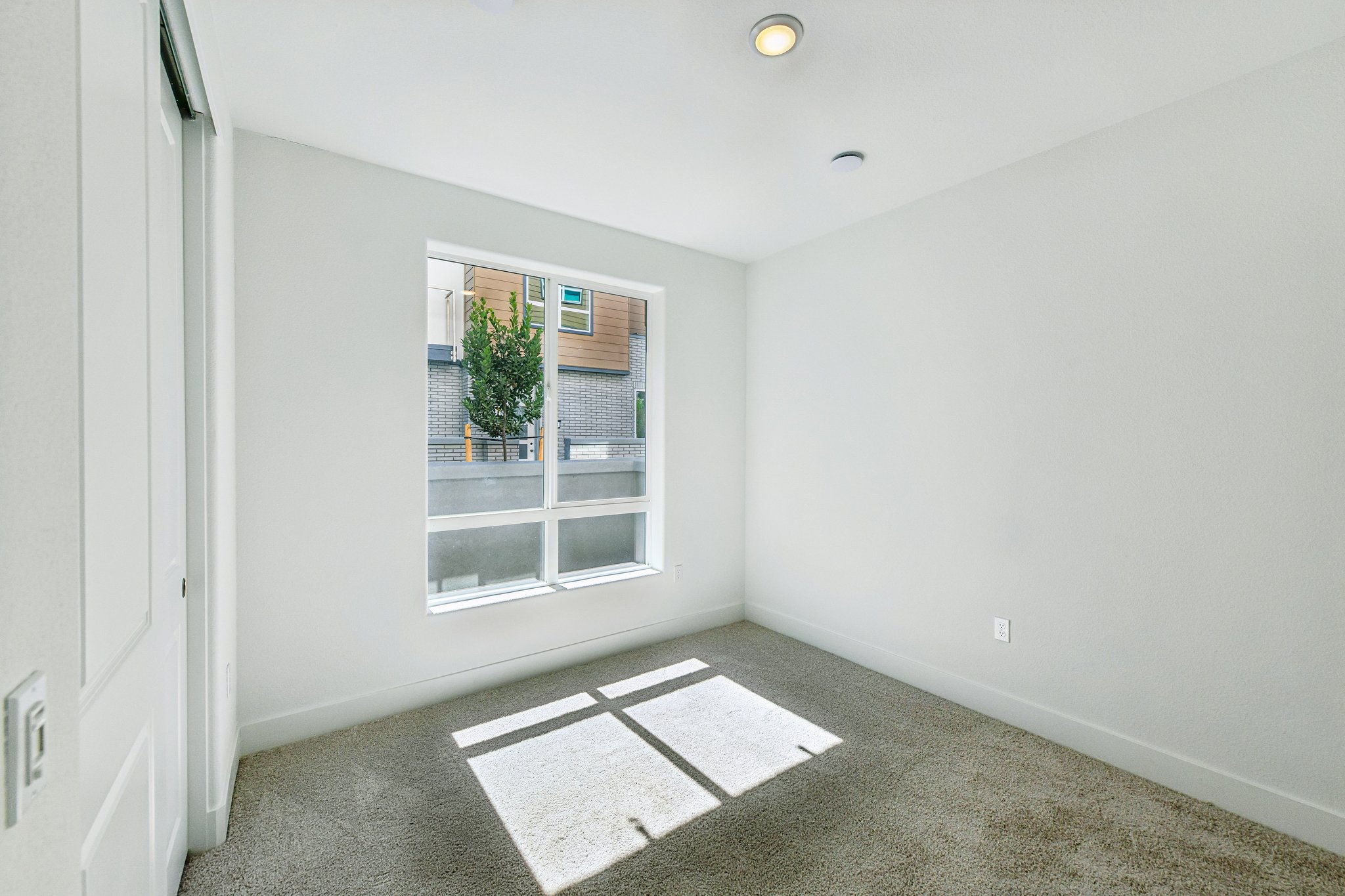 Loft Walk-S2707-019.jpg