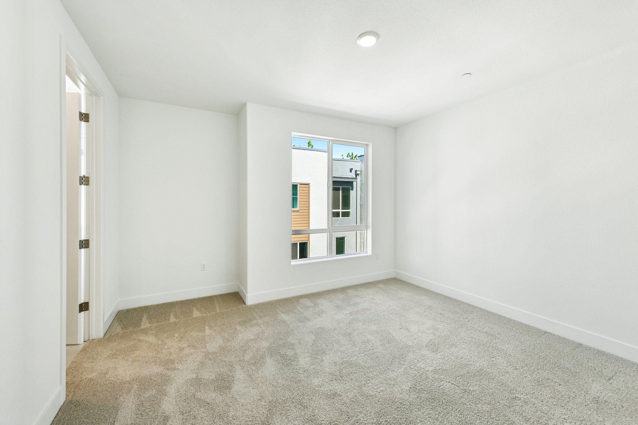 Loft Walk-S2707-024.jpg