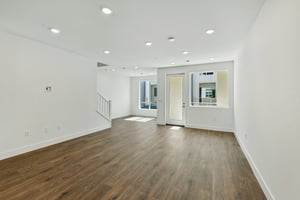 Loft Walk-S2707-007.jpg