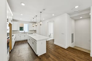 Loft Walk-S2707-013.jpg