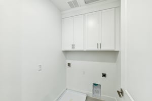 Loft Walk-S2707-023.jpg
