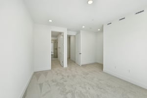 Loft Walk-S2707-029.jpg