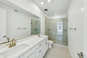 Loft Walk-S2707-030.jpg