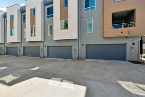 Loft Walk-S2707-033.jpg
