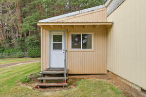  Photo 44