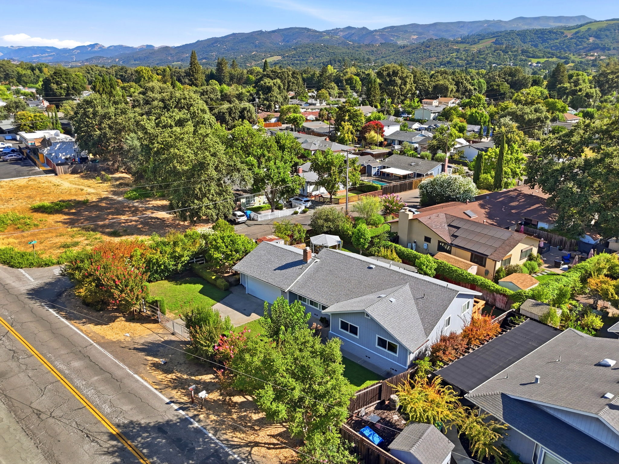 004_F8_AERIAL_18105 Railroad Ave