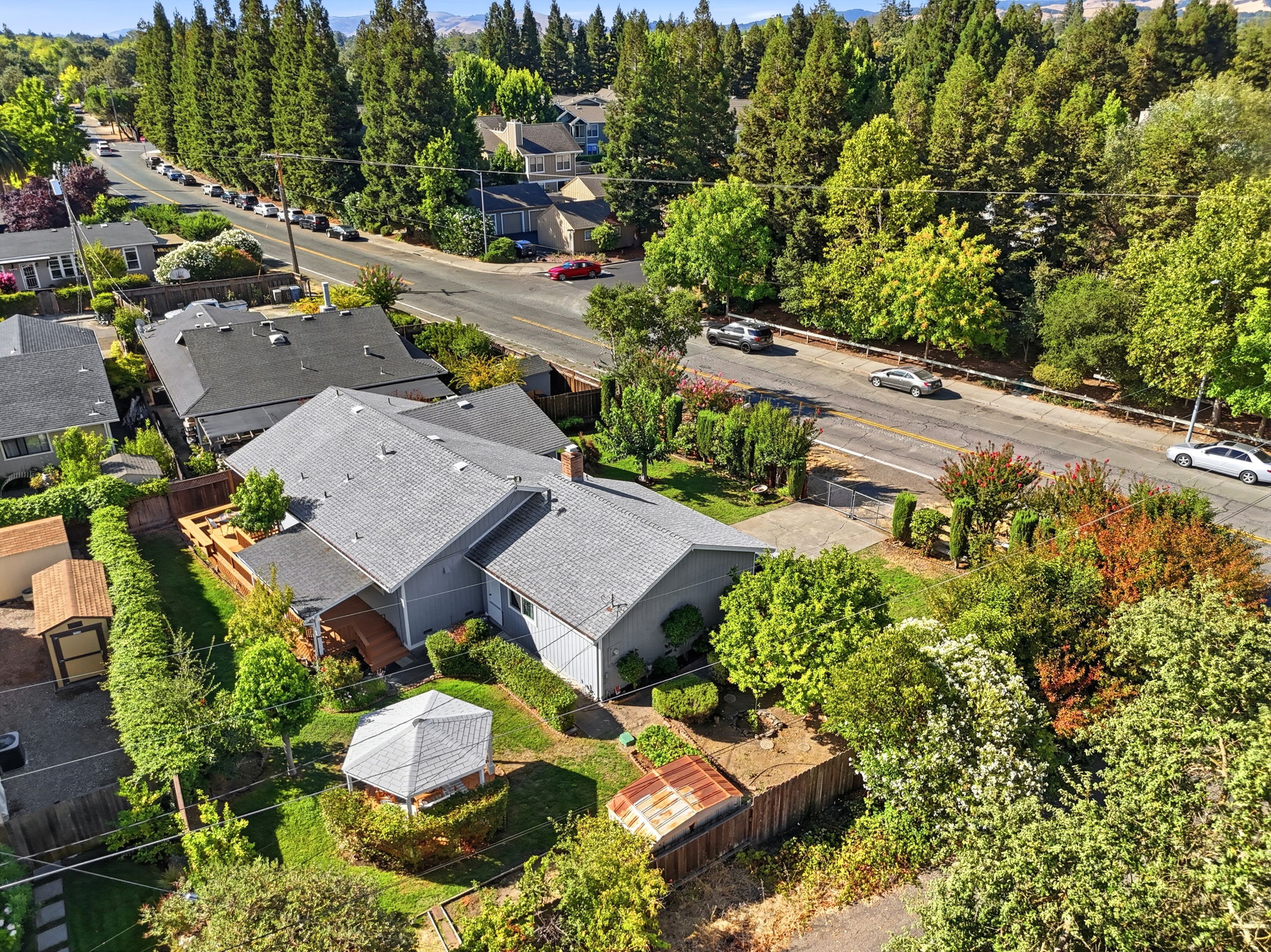 008_F8_AERIAL_18105 Railroad Ave