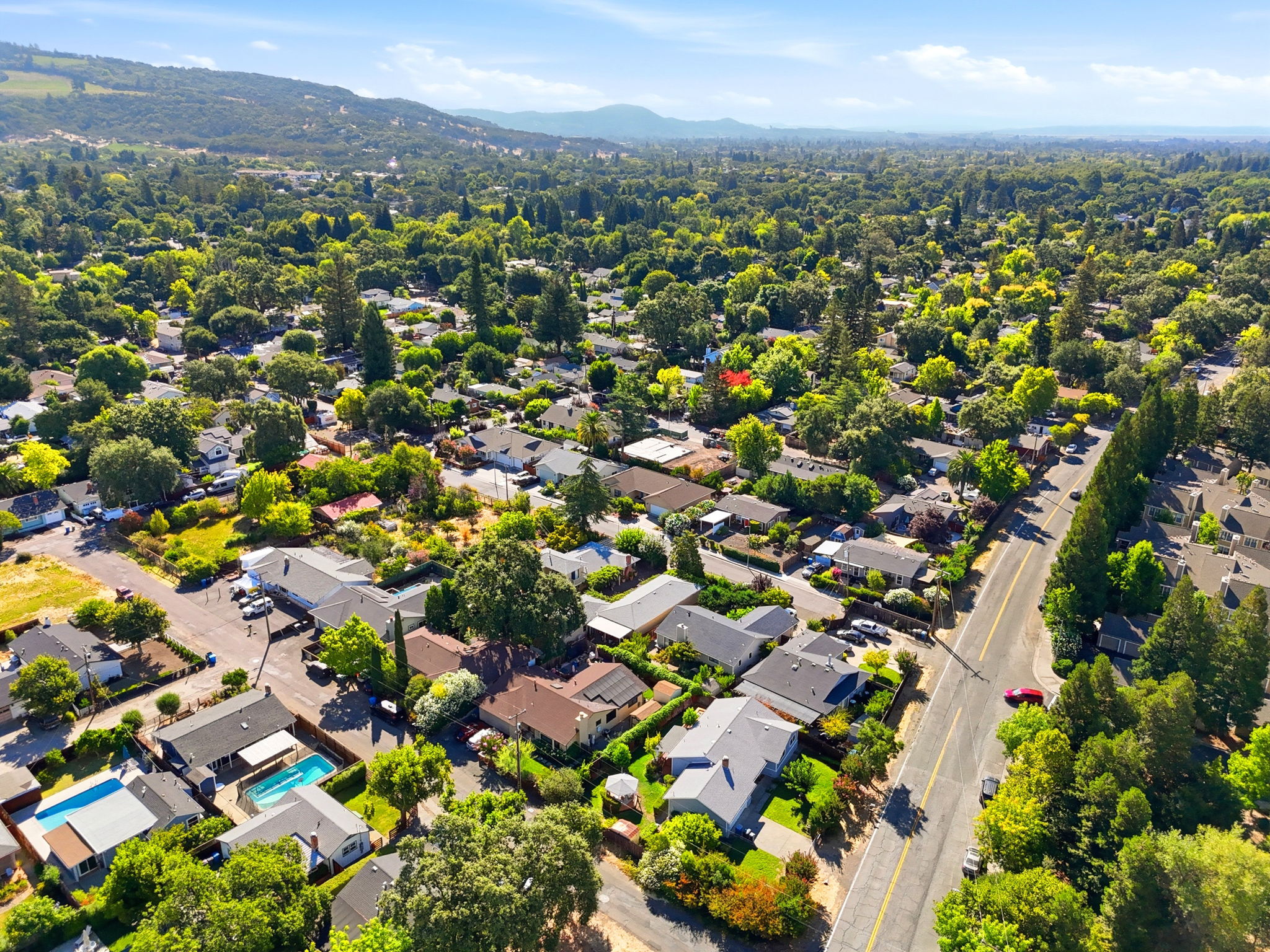 017_F8_AERIAL_18105 Railroad Ave