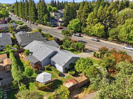 008_F8_AERIAL_18105 Railroad Ave