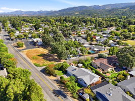 013_F8_AERIAL_18105 Railroad Ave