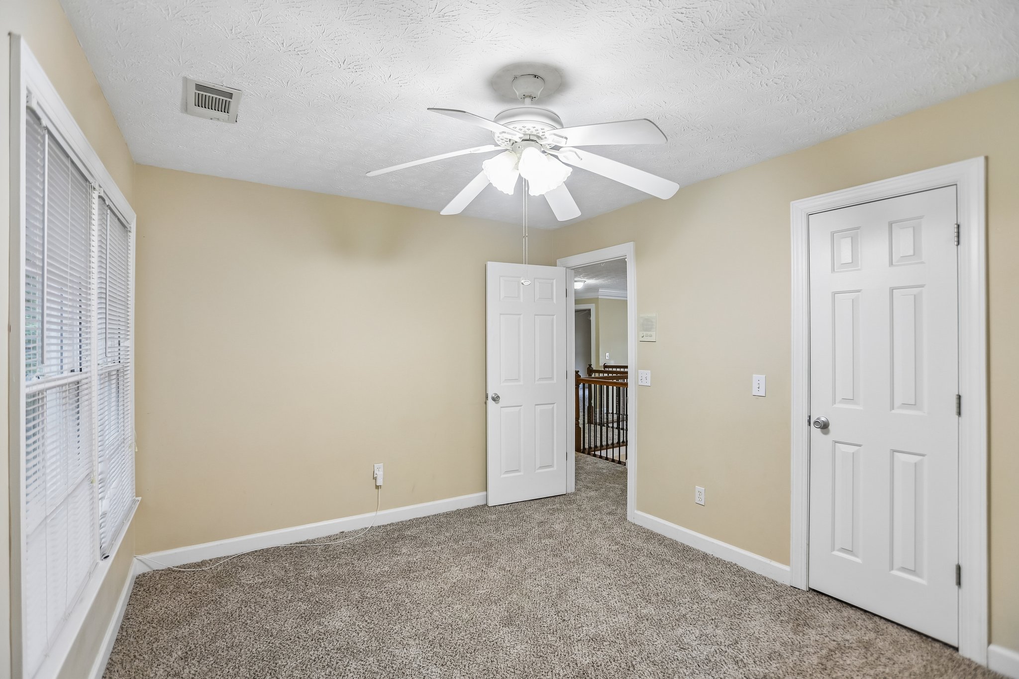Lake Cove Dr SW-S0906-027.jpg
