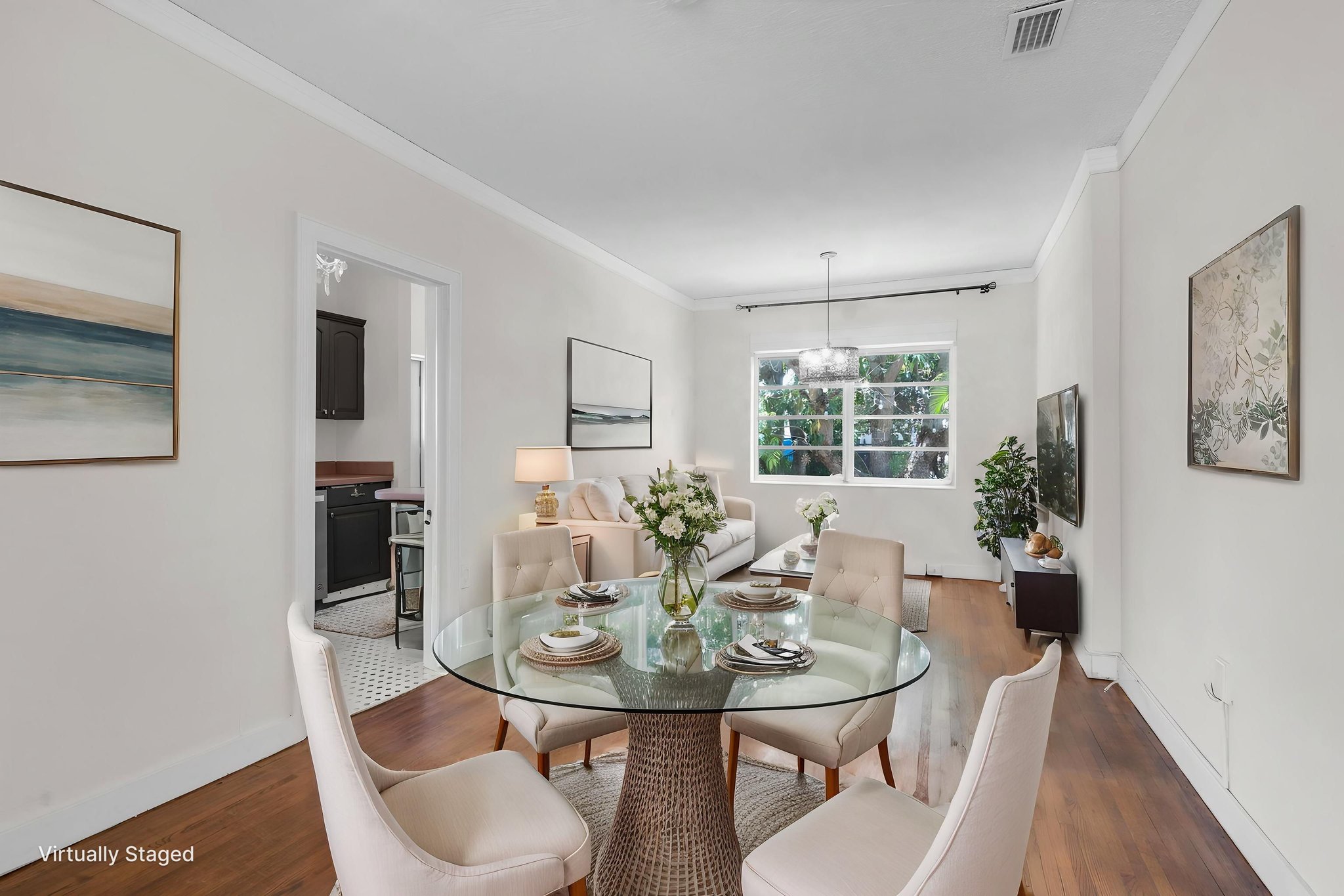 1811SW17th-6 virtually staged.jpeg