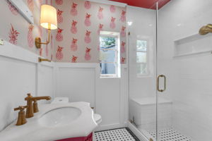  Photo 23
