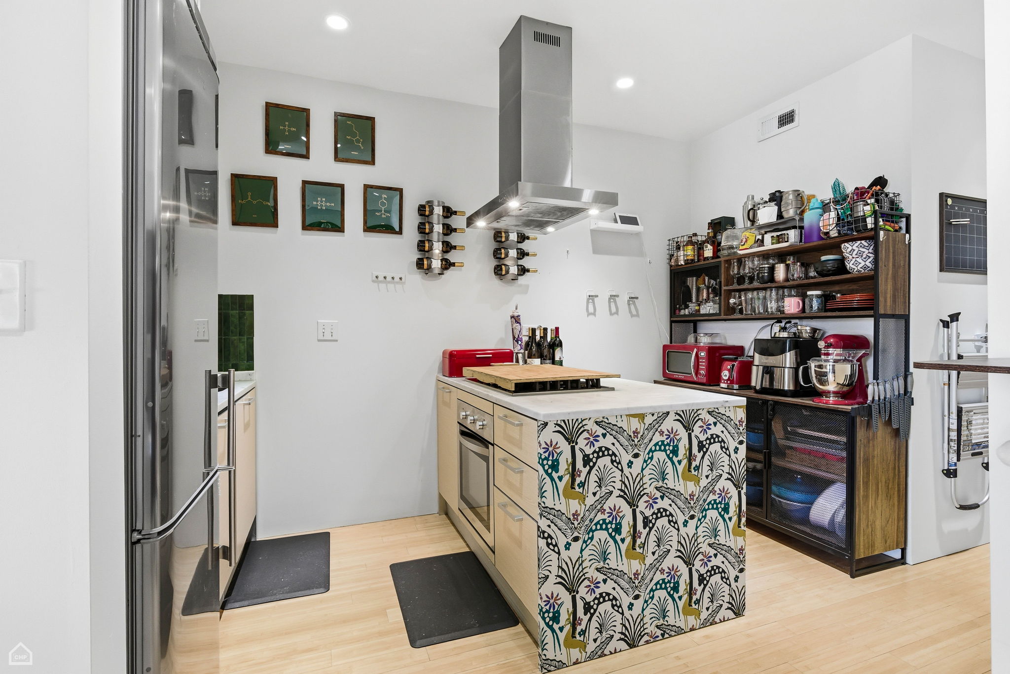 1811 W 17th St 303 - Alan Goodis_CHP2026_003