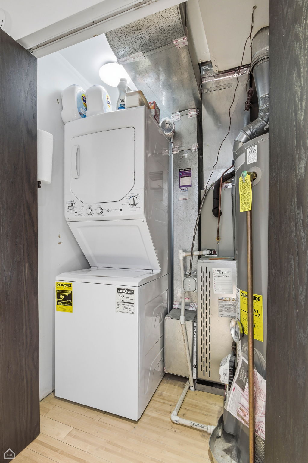 1811 W 17th St 303 - Alan Goodis_CHP2026_009