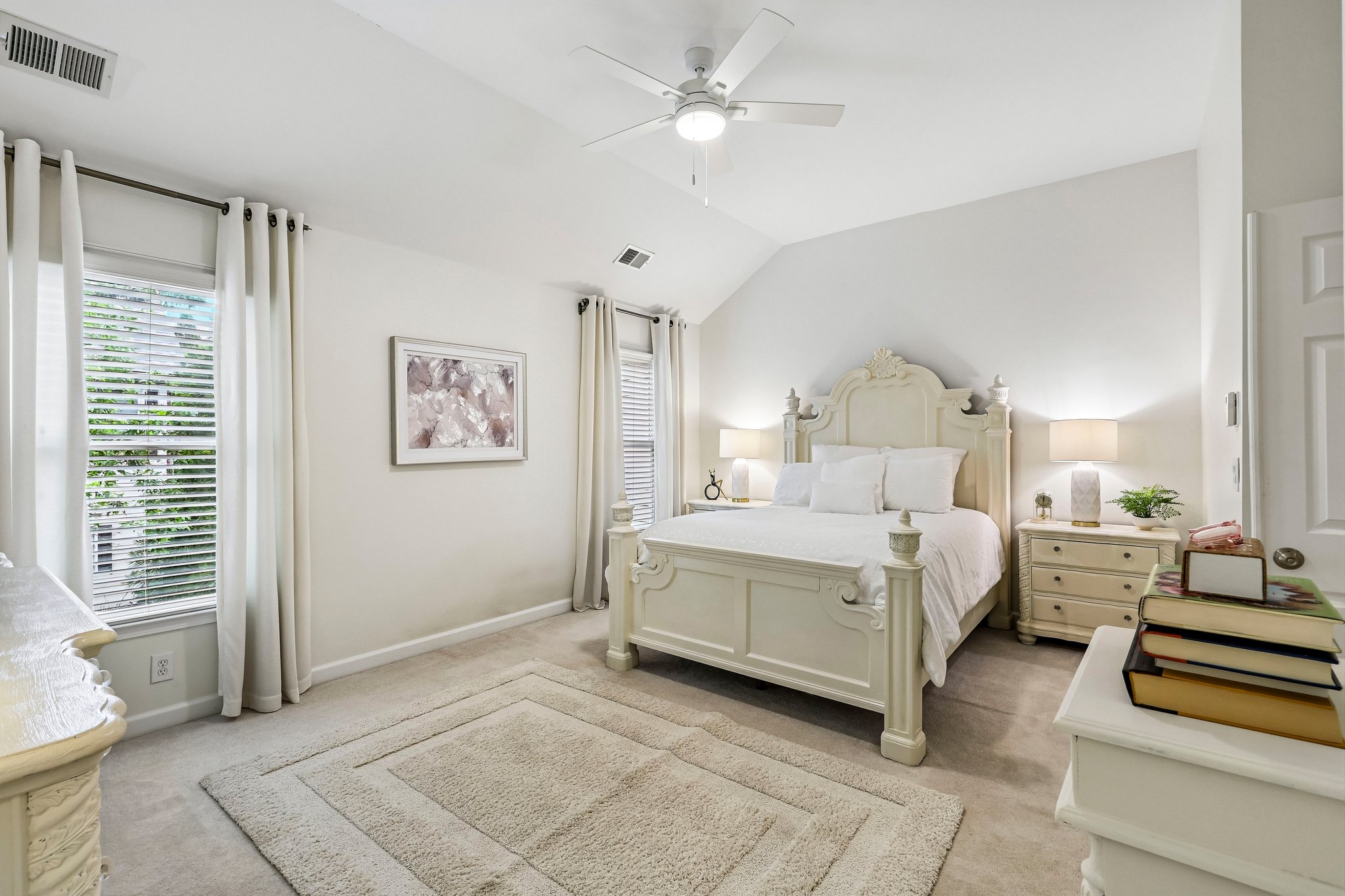 1812 Adagio Dr-S0805-031.jpg