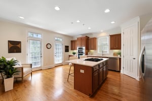1812 Adagio Dr-S0805-012.jpg
