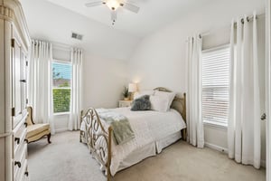 1812 Adagio Dr-S0805-027.jpg