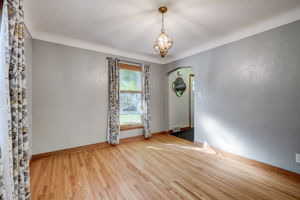 Furness St-015