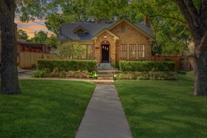 Picture perfect cottage