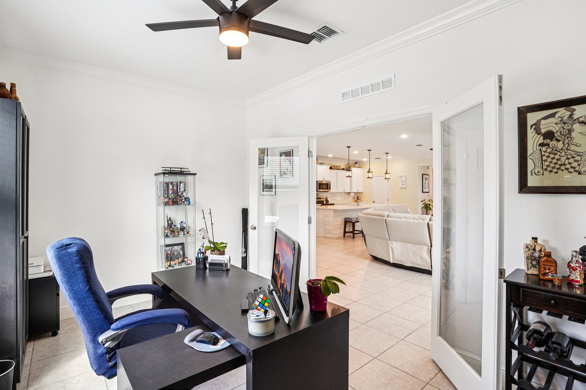 Forest Glen Dr-S3009-022.jpg