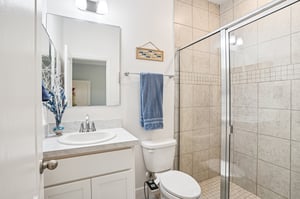 Forest Glen Dr-S3009-033.jpg