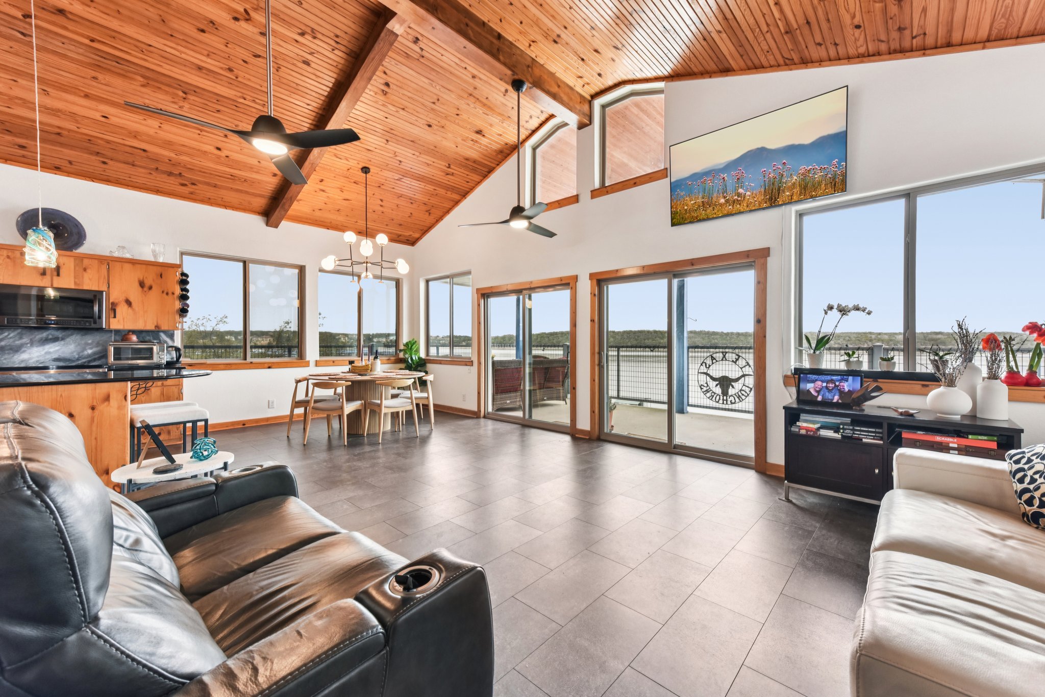 Graveyard Point Rd-S1001-006.jpg