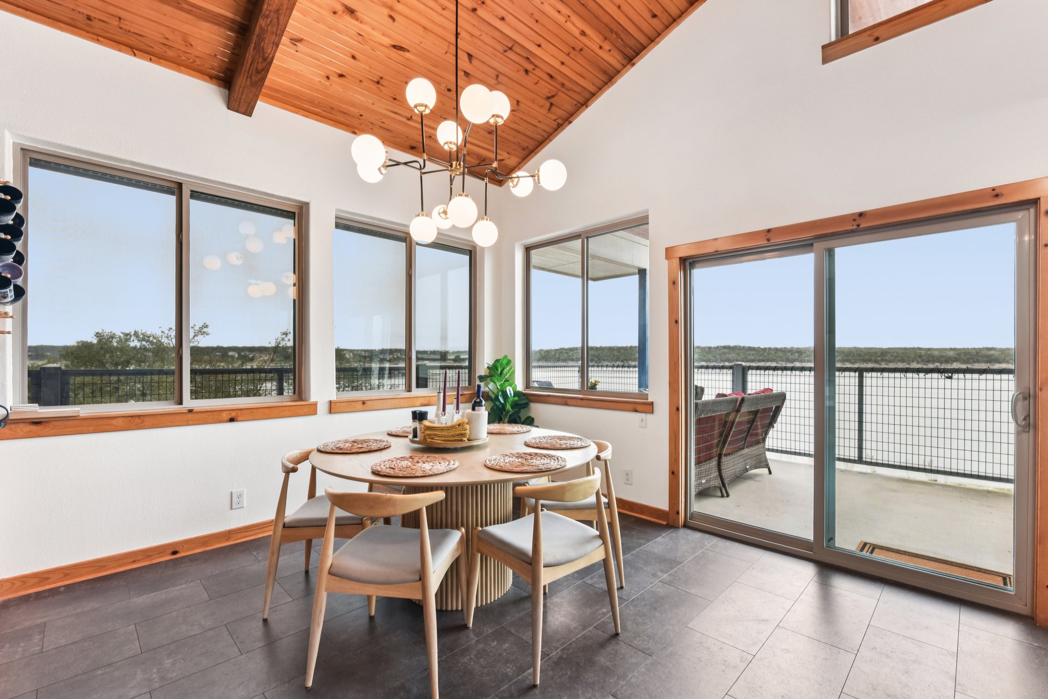 Graveyard Point Rd-S1001-008.jpg