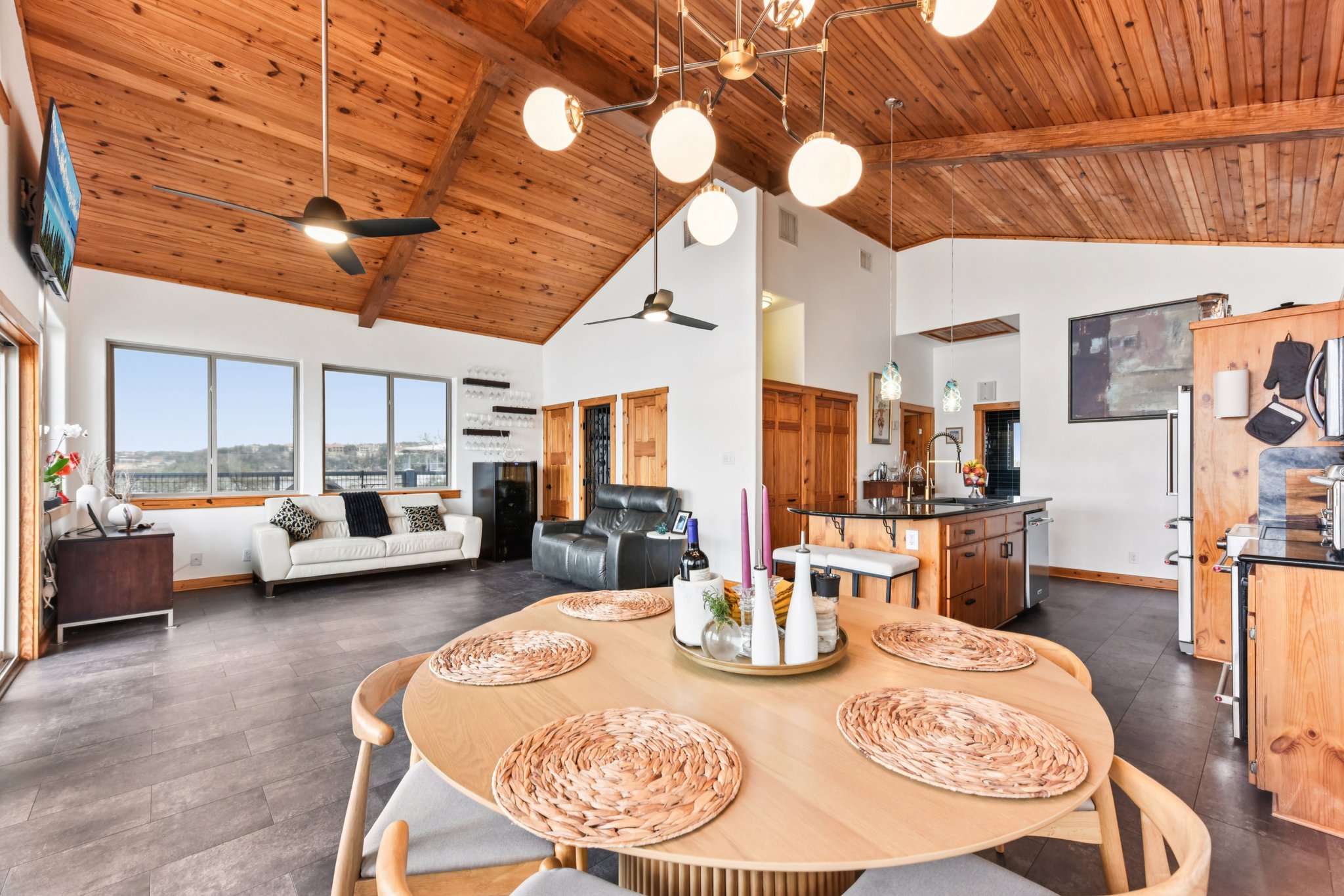 Graveyard Point Rd-S1001-009.jpg